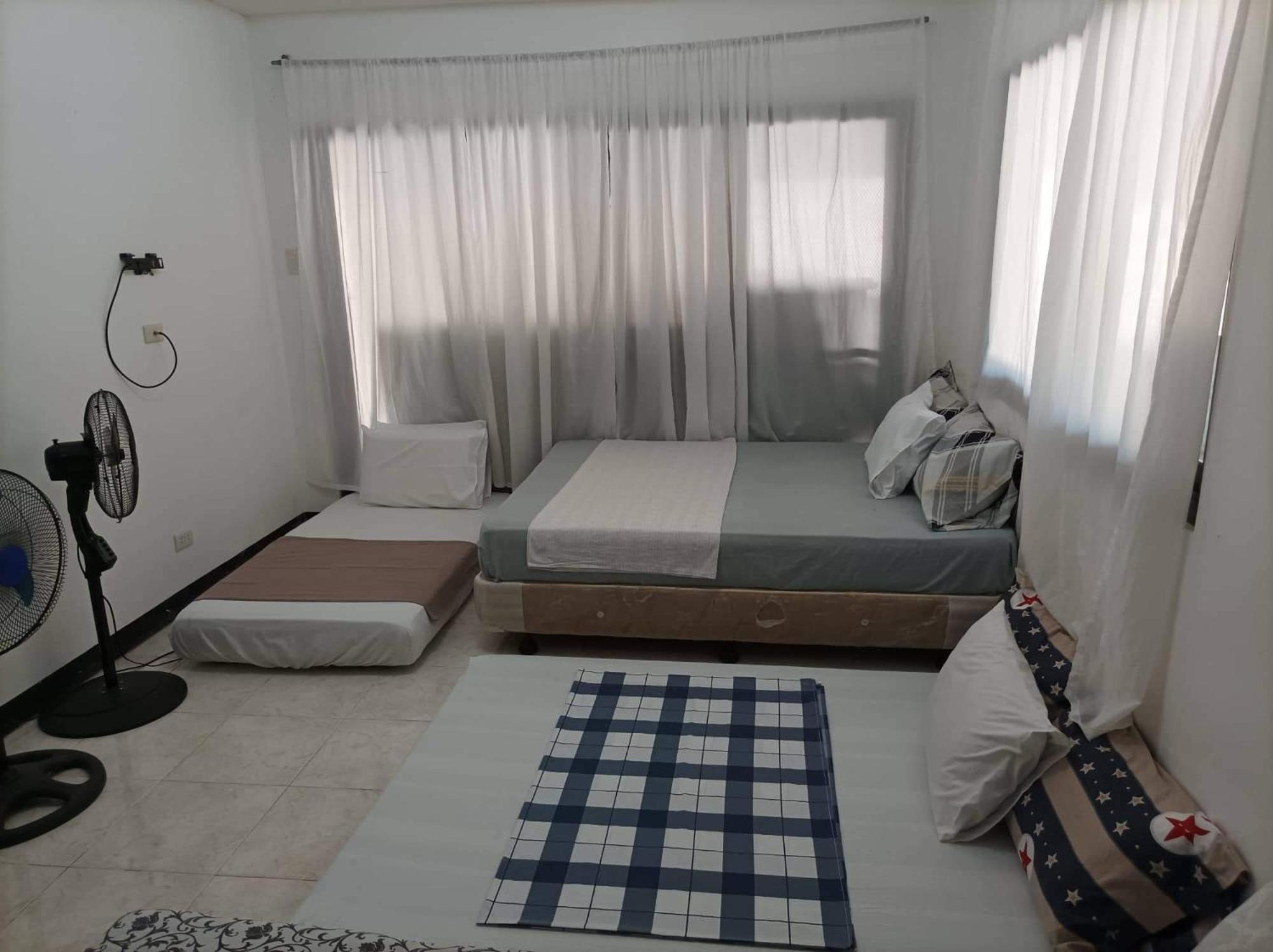Villa Bolinao Transient House A Balingasay Habitación foto